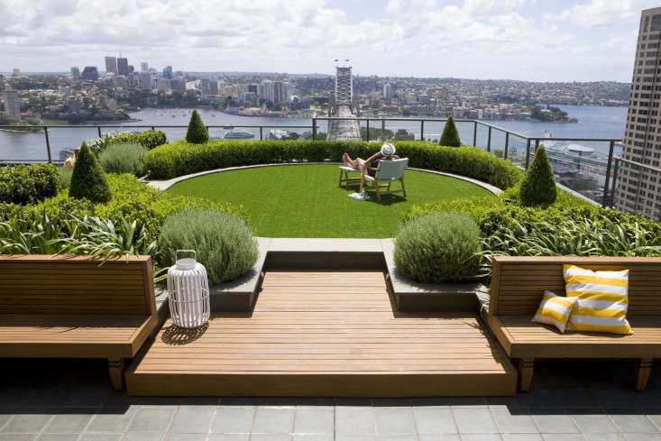 above secret gardens also created a dramatic circular lawn on a terrace overlooking the sydney harbour bridge the low maintenance artificial turf is - Garden Design Circular Lawns above secret gardens also created a dramatic circular lawn on a terrace overlooking the sydney harbour bridge the low maintenance artificial turf is - Garden Design Circular Lawns