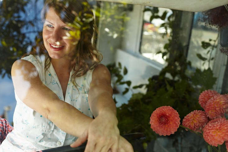 Above Rebekah Northway Has Been A Florist For Eight Years When She Realized Couldnt Fit Tall Branches In Her Old Sport Utility Vehicle Above Rebekah Northway Has Been A Florist For Eight Years When She Realized Couldnt Fit Tall Branches In Her Old Sport Utility Vehicle