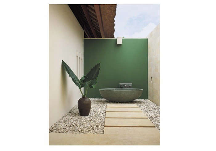 5 Favorites: Colorful Garden Walls - Gardenista