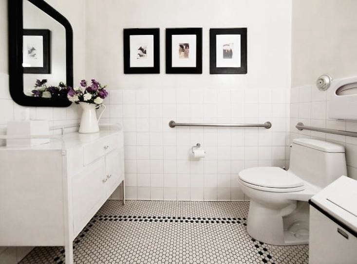 Steal This Look: A Dash of Purple for a Black and White Powder Room ... Steal This Look: A Dash of Purple for a Black and White Powder Room ...
