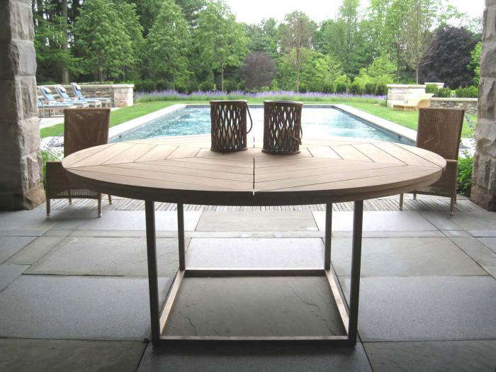 10 Easy Pieces Round Wooden Dining Tables Gardenista