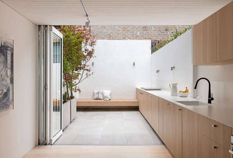 Architect Visit An Indoor Outdoor Kitchen In Sydney Gardenista