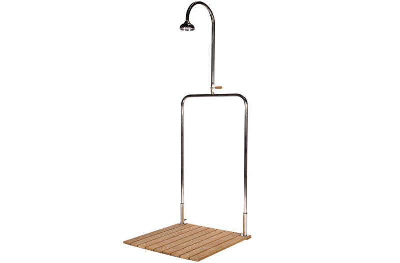 10 Easy Pieces Freestanding Outdoor Showers Gardenista