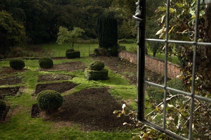 Reviving a historic parterre in Northamptonshire. For more of this garden, see Rehab Diary, Part 3: Uncovering the Past in Nancy Lancaster’s Garden at Wilderness House. Photograph by Jim Powell.