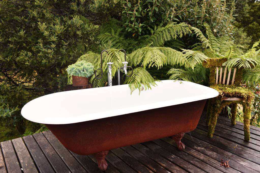 The New Outdoor Bath 10 Open Air Tubs For Summer Soaks