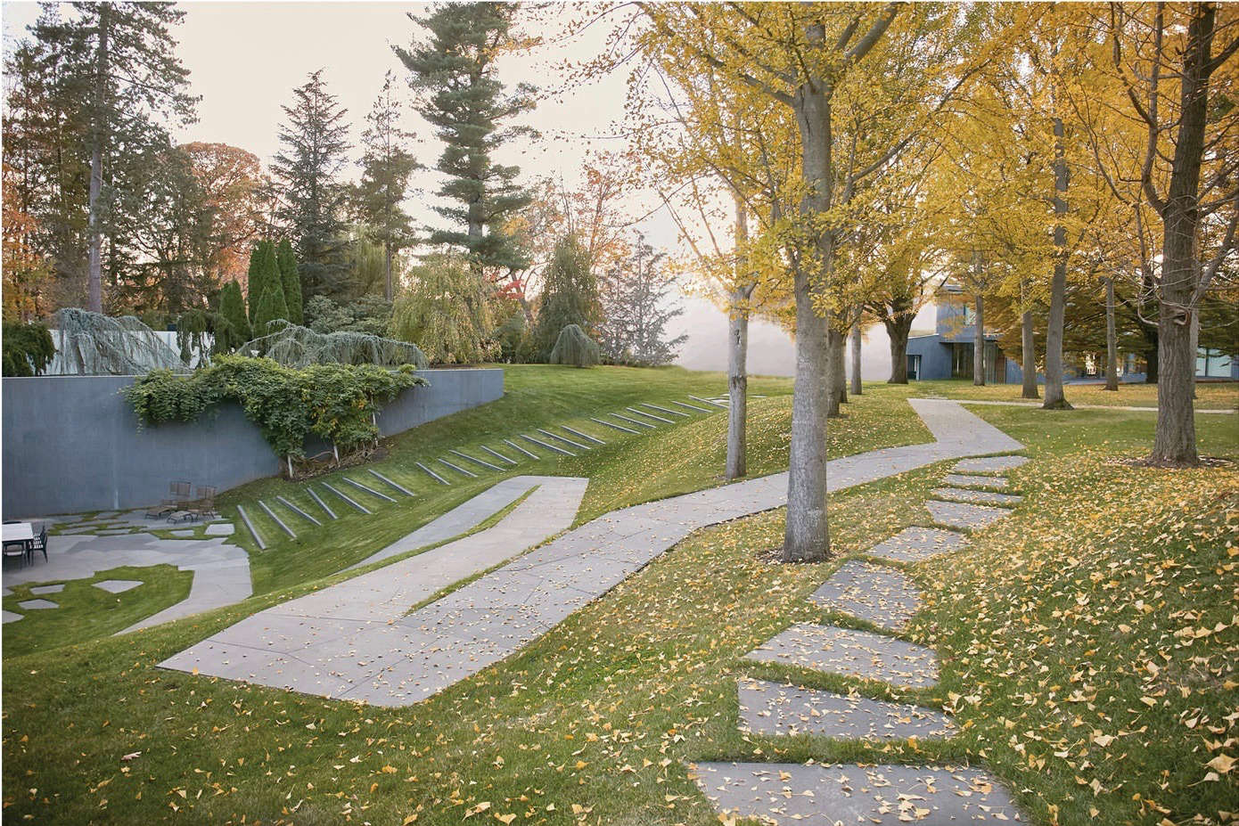 The Talk of the Town A Restrained Landscape for a Modernist Estate in