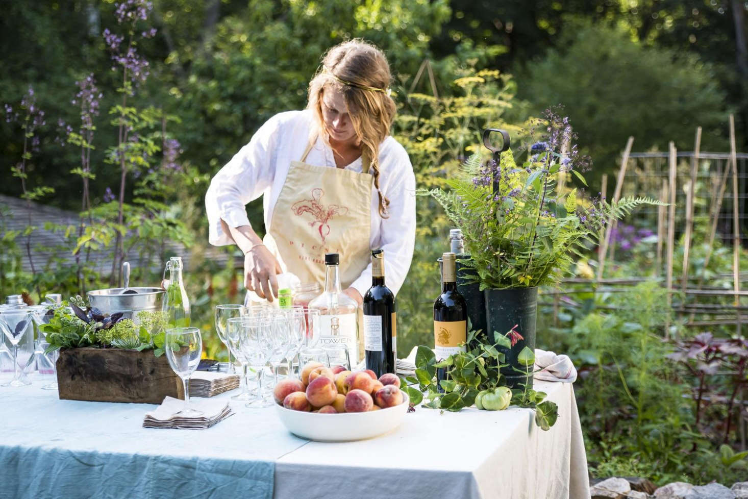 You don’t have to do everything: Phoebe has a team, one of whom greets guests on the driveway and walks them up to the barn, while another calm and cheerful person introduces them to the idea of a seasonal specialty cocktail: “Thankfully, the kitchen is in a different building to the dining room-barn.”