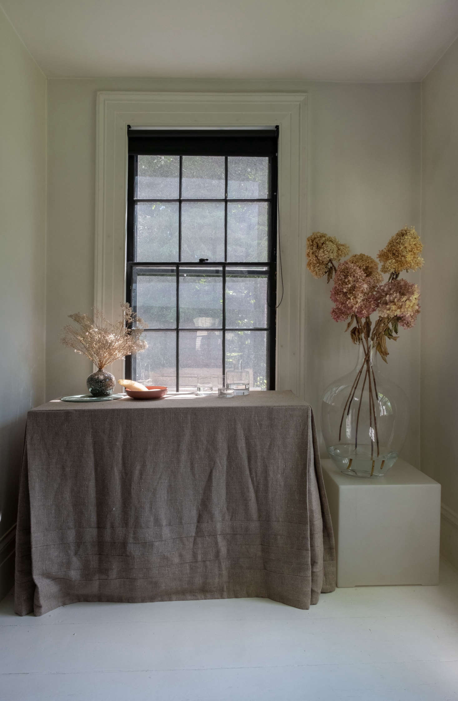 Artist Helen Dealtry has a studio in downtown Hudson, New York, near her house, and often paints her watercolors from cut flowers she picks up at nearby Cedar Farm Wholesale. Photograph by Alison Engstrom.